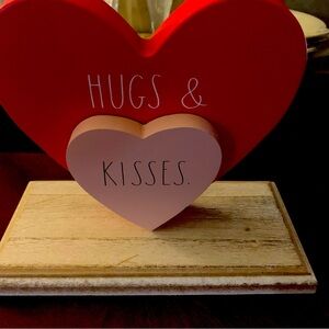 Rae Dunn Hugs and Kissess